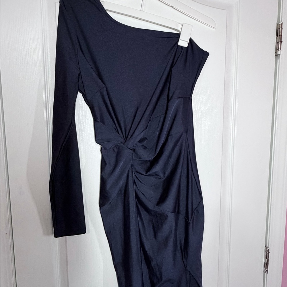 💙Fashion Nova Midnight Blue One-Shoulder Dress - Picture 4 of 7